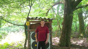 Compoundschütze Adrian Hotz bei der Kreismeisterschaft Fita Feld DSB 2015