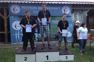 Recurveschütze Daniel Eisele wird Erster bei der Deutschen Meisterschaft DFBV Feld und Jagd 2015 in St. Leon-Rot