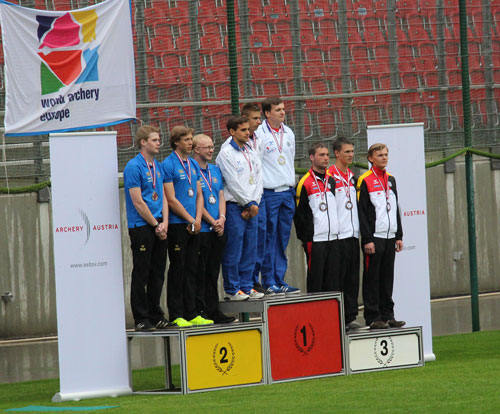 Leon Hollas mit der Mannschaft beim 1st European Youth Cup 2015 in Klagenfurt, Österreich