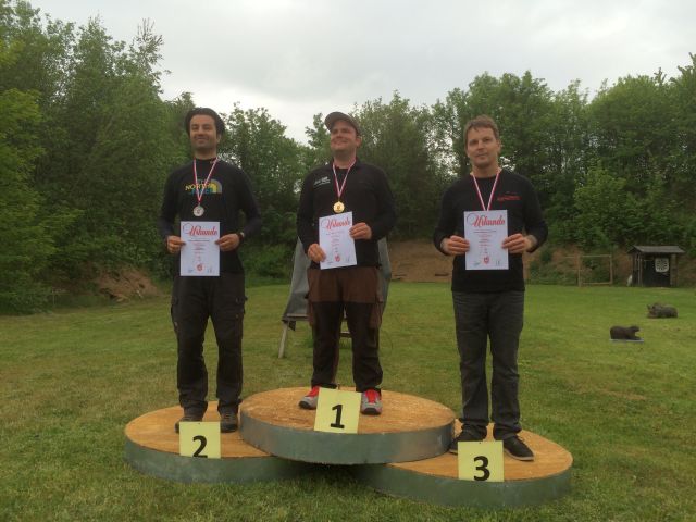 Compounschütze Michael Miraky bei der Landesmeisterschaft 3D des NBSV in Coppenbrügge 2015