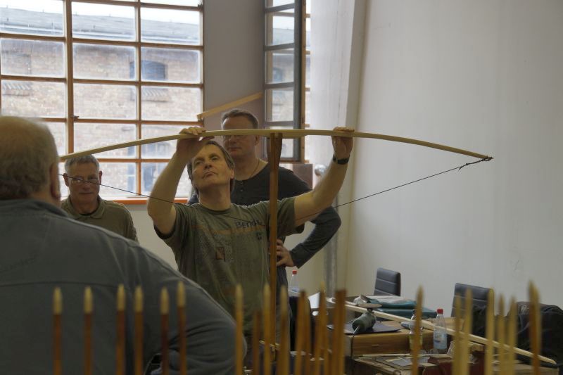 Bogenbau: Das Tillern des Langbogens