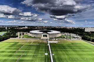 Tolle Kulisse für eine Weltcup-Etappe: das Maifeld vor dem Berliner Olympiastadion Tolle Kulisse für eine Weltcup-Etappe: das Maifeld vor dem Berliner Olympiastadion