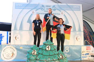 Sie konnte sich den Titel Europameisterin mit einem neuen Europarekord sichern Sie konnte sich den Titel Europameisterin mit einem neuen Europarekord sichern