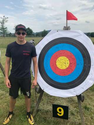 Schön, dass Noah nun wieder fit ist und wieder aktiv beim Wettkampfgeschehen dabei Schön, dass Noah nun wieder fit ist und wieder aktiv beim Wettkampfgeschehen dabei