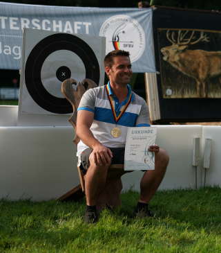 Thomas Sillmann konnte sich auf der DM Feld und Jagd DFBV über die Goldmedaille freuen