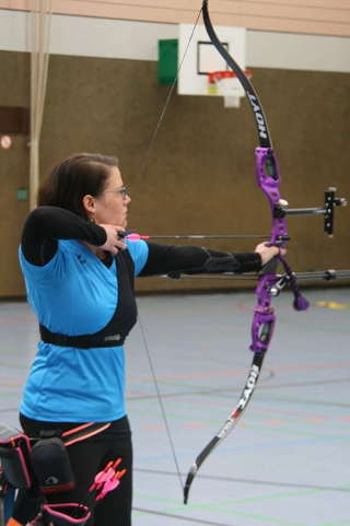 Daniela Klesmann trat bei der LM Württemberg wie gewohnt mit ihrem Hoyt Recurve an